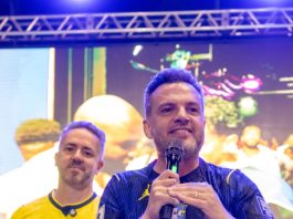 Vila da Copa recebe 4,5 mil pessoas durante vitória do Brasil sobre o Haiti